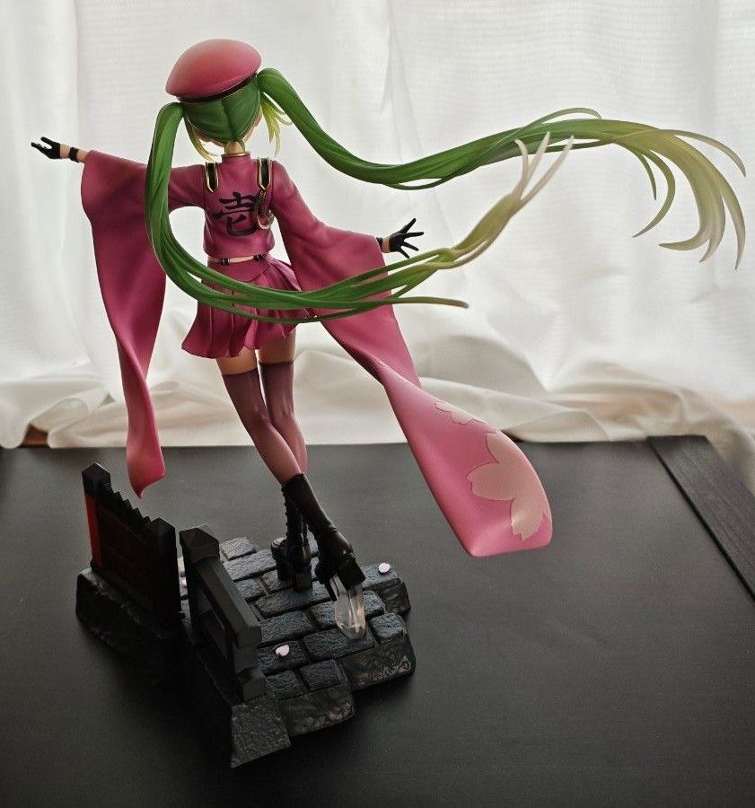 デザインココ 初音ミク 千本桜 10th Anniversary Ver. 1/7スケール