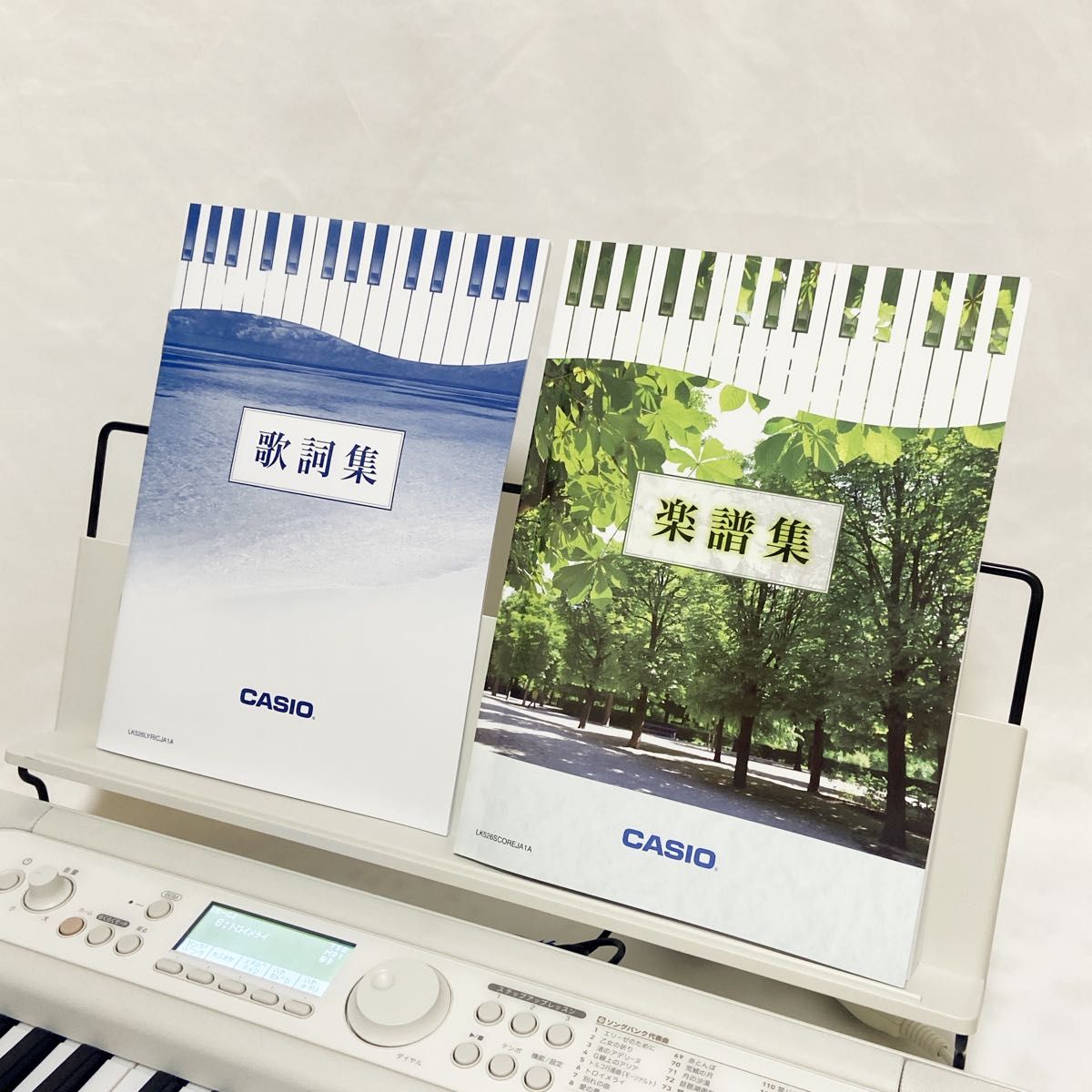 未使用に近い⭐︎CASIO Casiotone LK-526 光デジタルキーボード 未使用