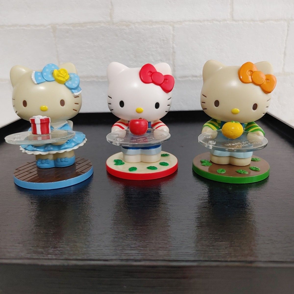 希少 キティ フィギュア アクセサリートレイ レトロ 3個3体 セット