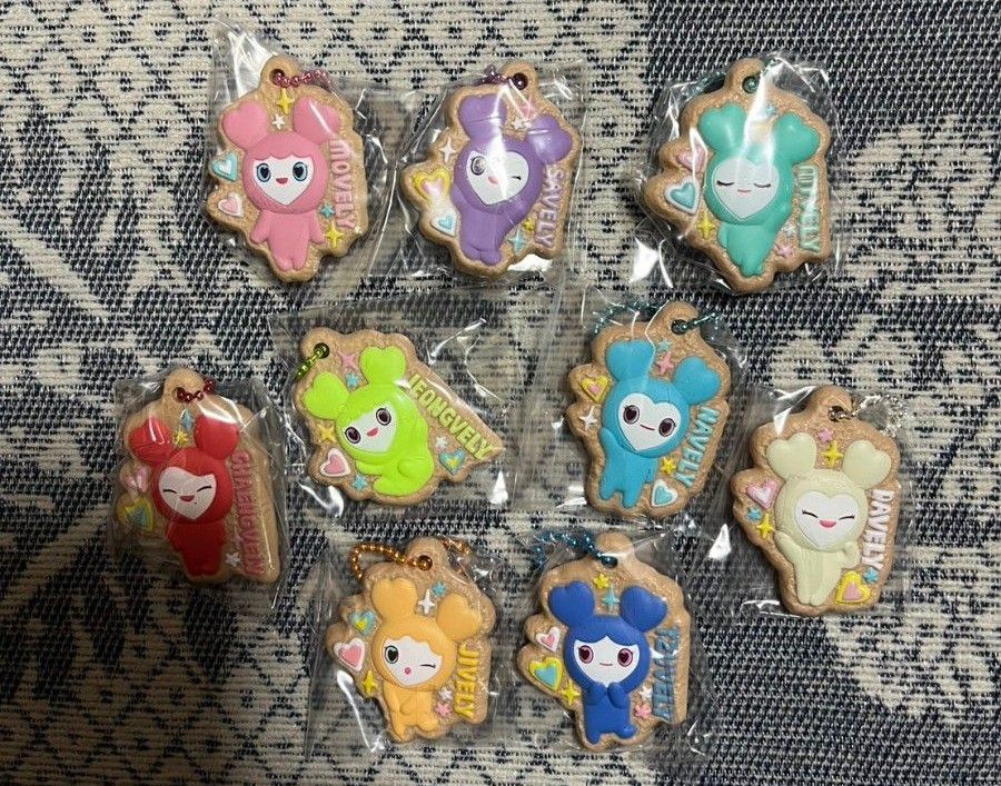 最終値下げ TWICE クッキー＆チャーム｜Yahoo!フリマ（旧PayPayフリマ）