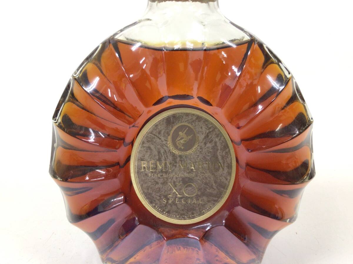 ブランデー レミーマルタン XO スペシャル 700ml 40% 重量番号:2(131)①