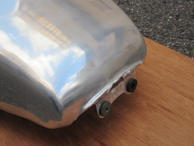 ゼファー750？1100？タンクのみ