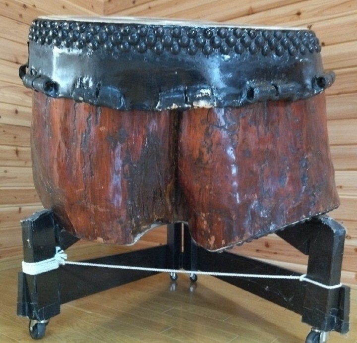 世界に1台の超貴重な巨大和太鼓・大太鼓・大杉胴】アンティーク