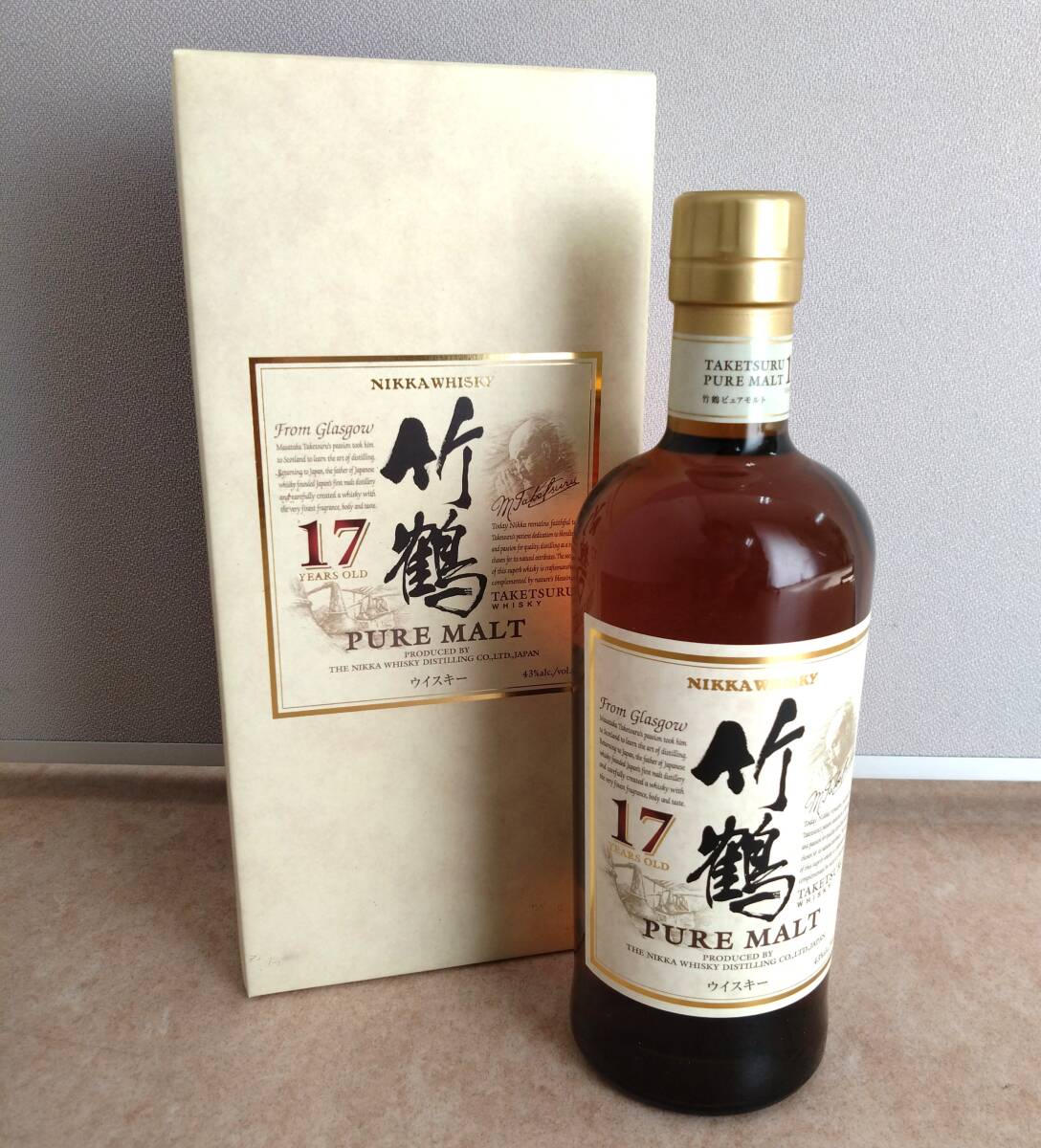 NIKKA WHISKY 鶴 700ml 箱入り ニッカ 竹鶴 17年 43% ピュアモルト
