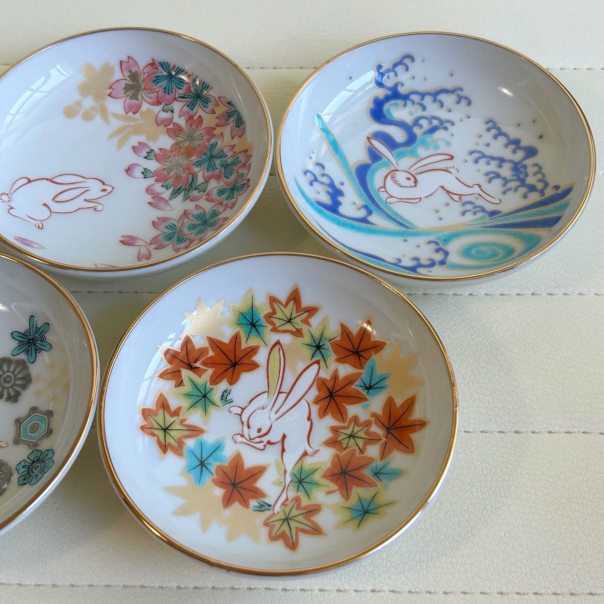 九谷焼 順風堂 絵変わり 色絵うさぎ 金彩 小皿揃 5枚セット 銘々皿 豆