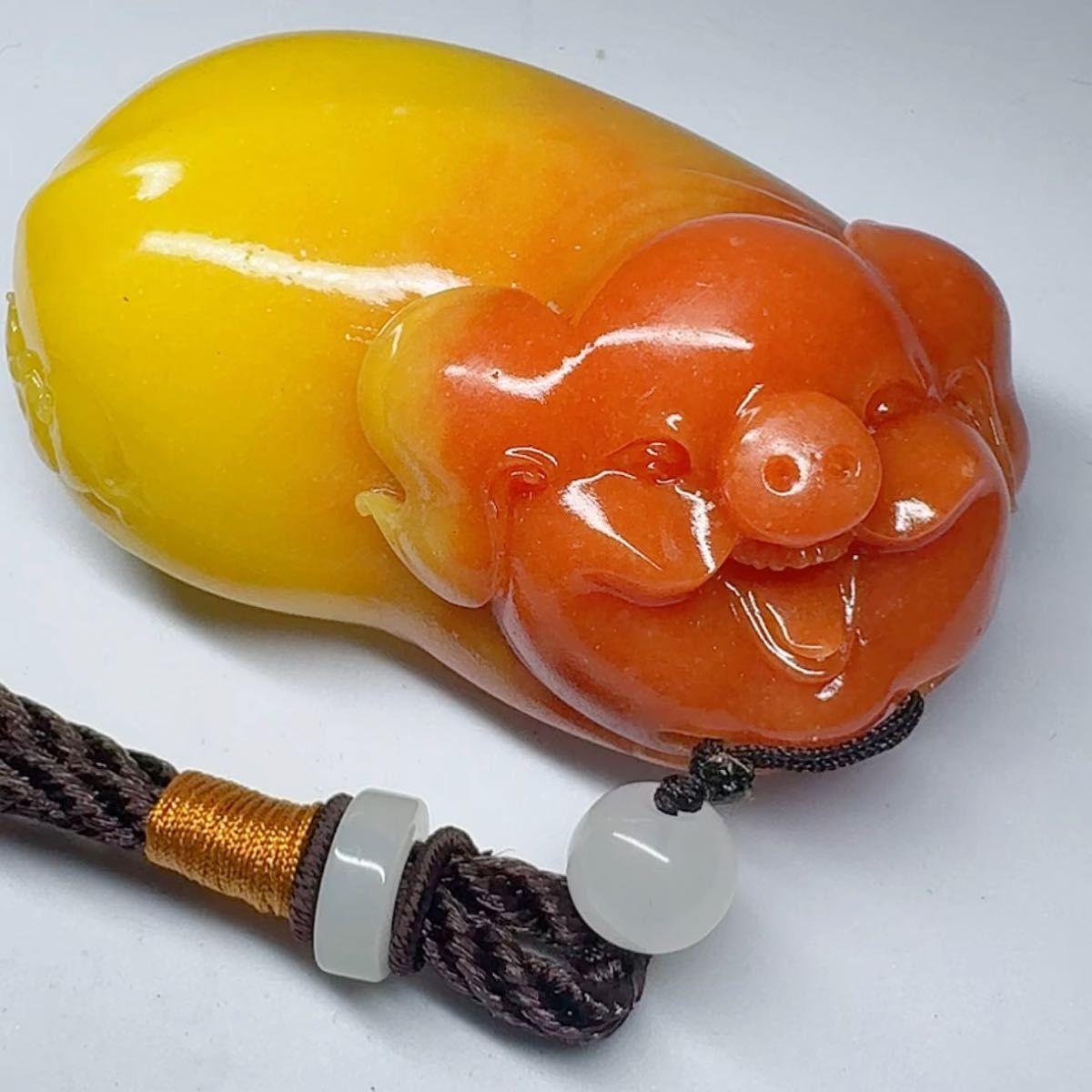 和田玉 聖獣 貔貅 金運財運開運風水 手彫り 天然石 旧家蔵出し 厚重