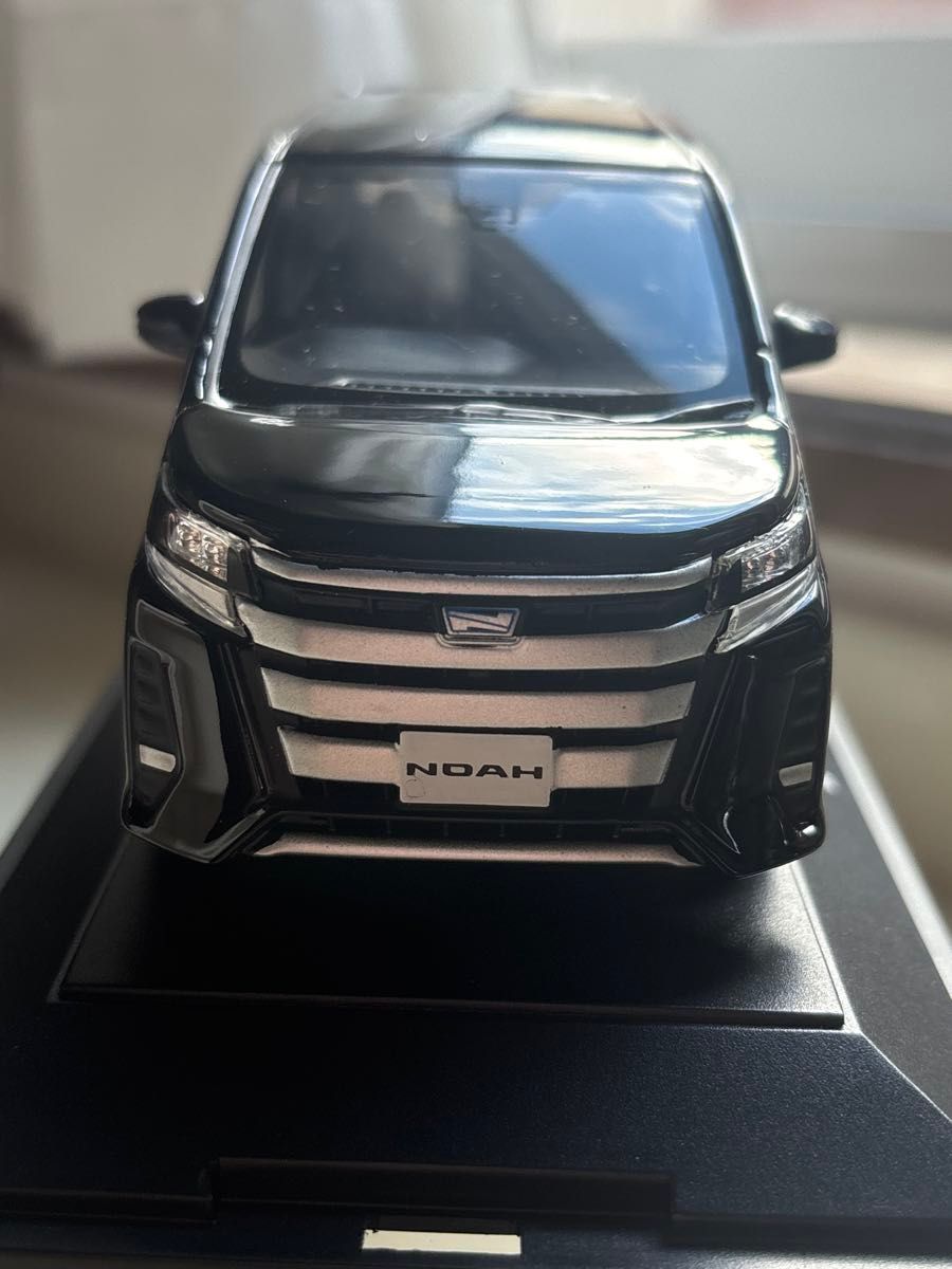 トヨタ ノア Si 80前期型 カラーサンプルミニカー 非売品 202 トヨタ