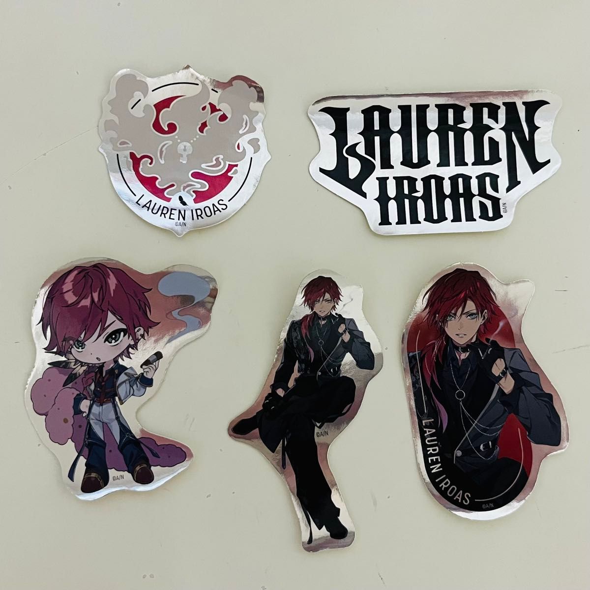 niji holicNIJI HOLICローレン・イロアス 缶バッジ まとめ売り niji