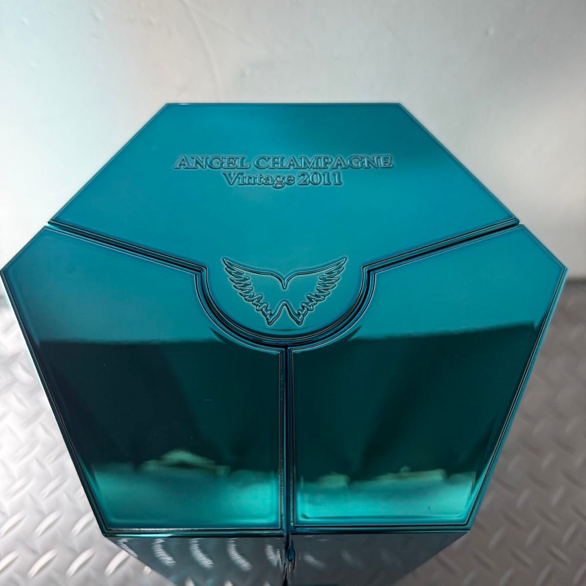 エンジェル シャンパン ヴィンテージ 2011 ブルー ケース 92｜Yahoo