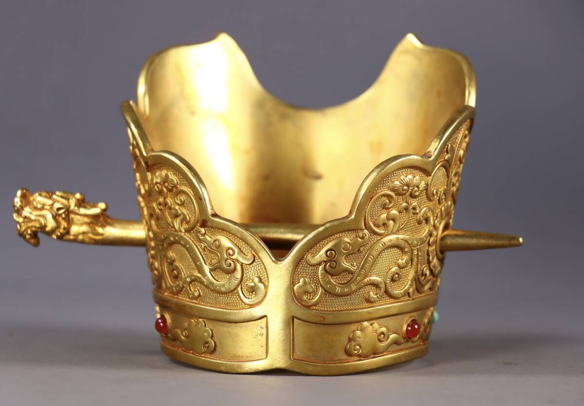 銅器 枝葡萄紋冠鏤官帽 金竜帽冠 双龍髪簪冠