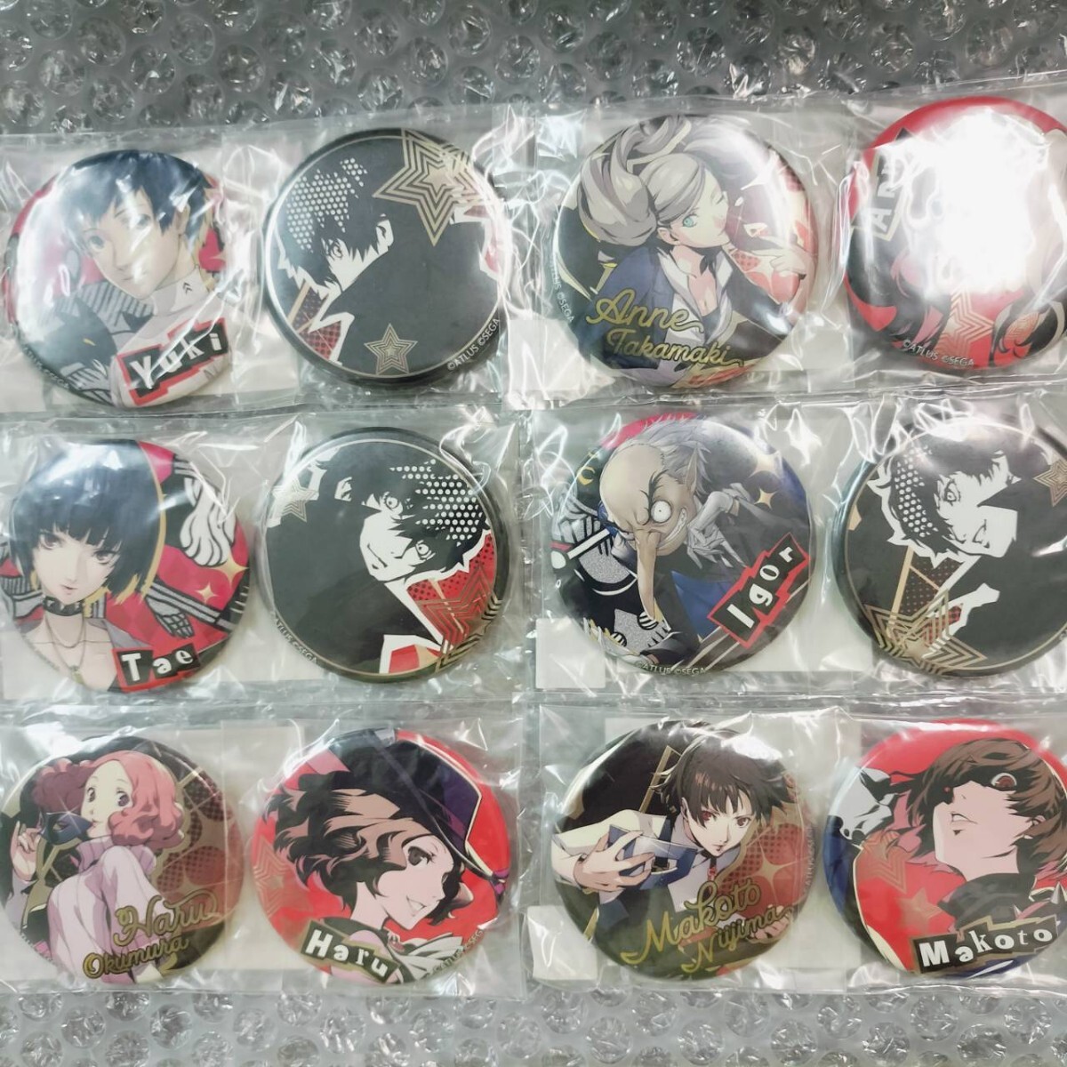 ペルソナ5 ザ・ロイヤル 楽天コレクション メタル風缶バッジ 主人公