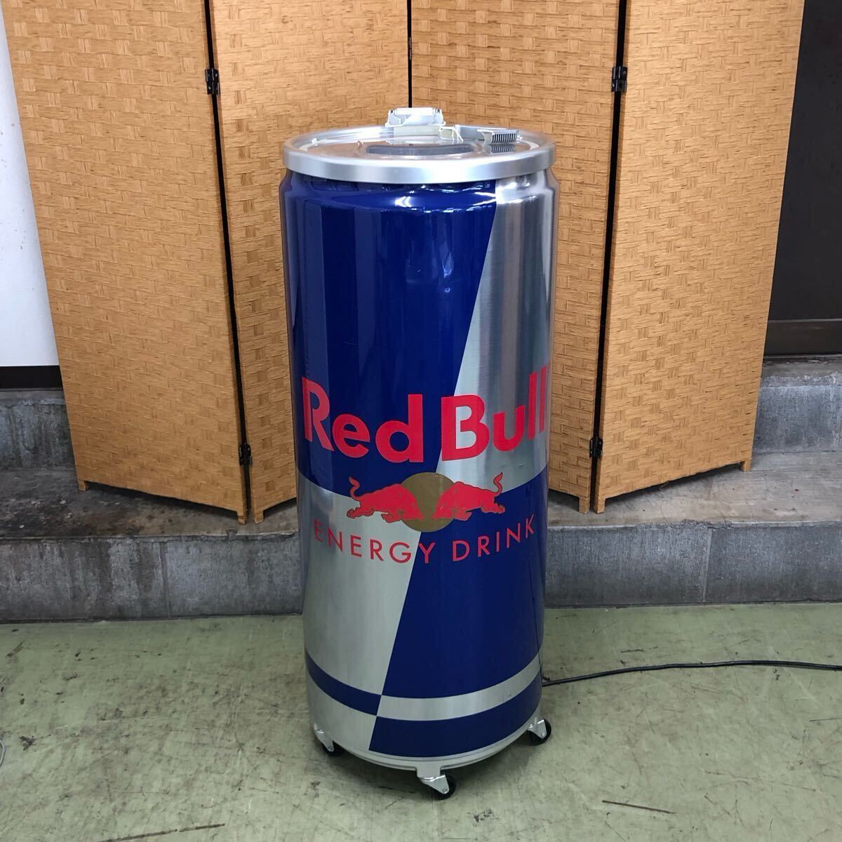 レッドブル冷蔵庫【できれば引き取り優先】 レッドブル冷蔵庫