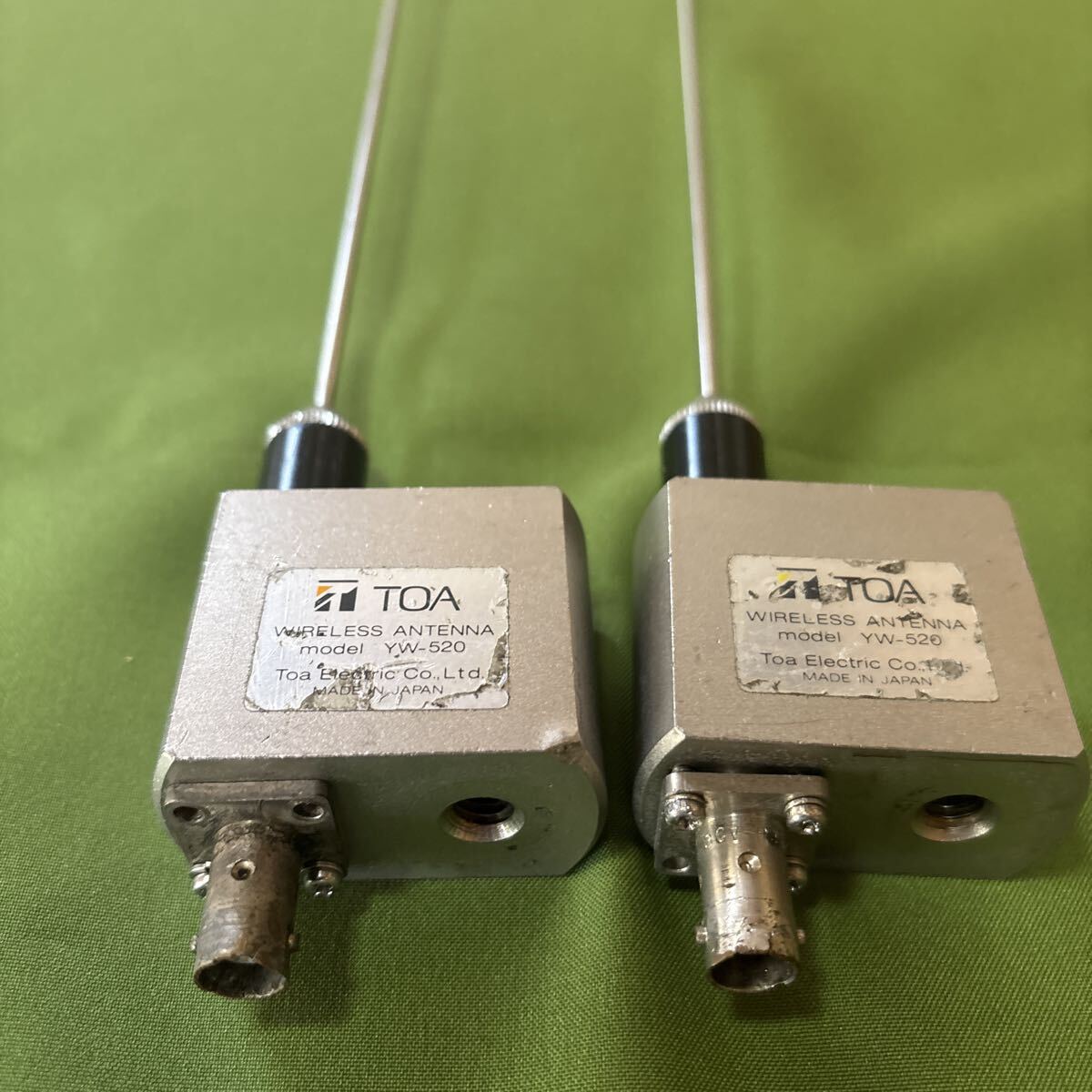 TOA オンライン YW-520 2台 800MHz帯5/8λ型アンテナ ①TOA YW-520 2台