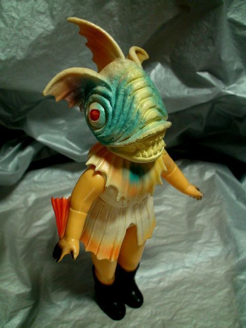 a.a.a. vinyl toys げんさん realhead ソフビ Amazon.co.jp: a.a.a.