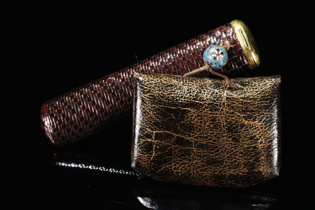 キセル入れ 煙草入れ 3点 まとめて キセル 煙管 喫煙具 金具 袋 木彫 筒