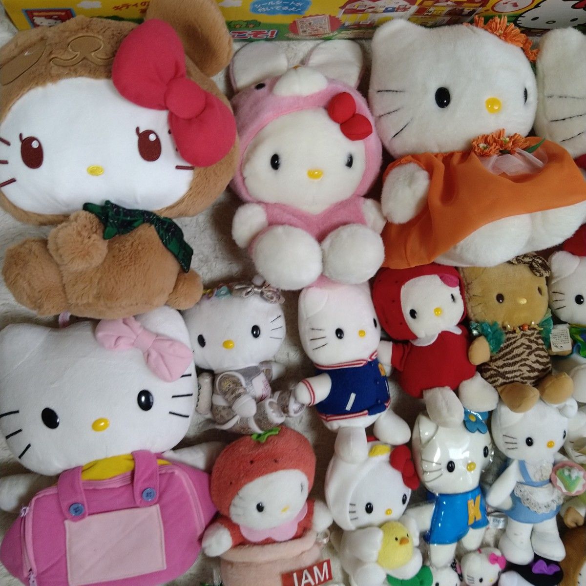 サンリオ ハローキティ グッズ まとめ売り キデイランド18店舗で先行