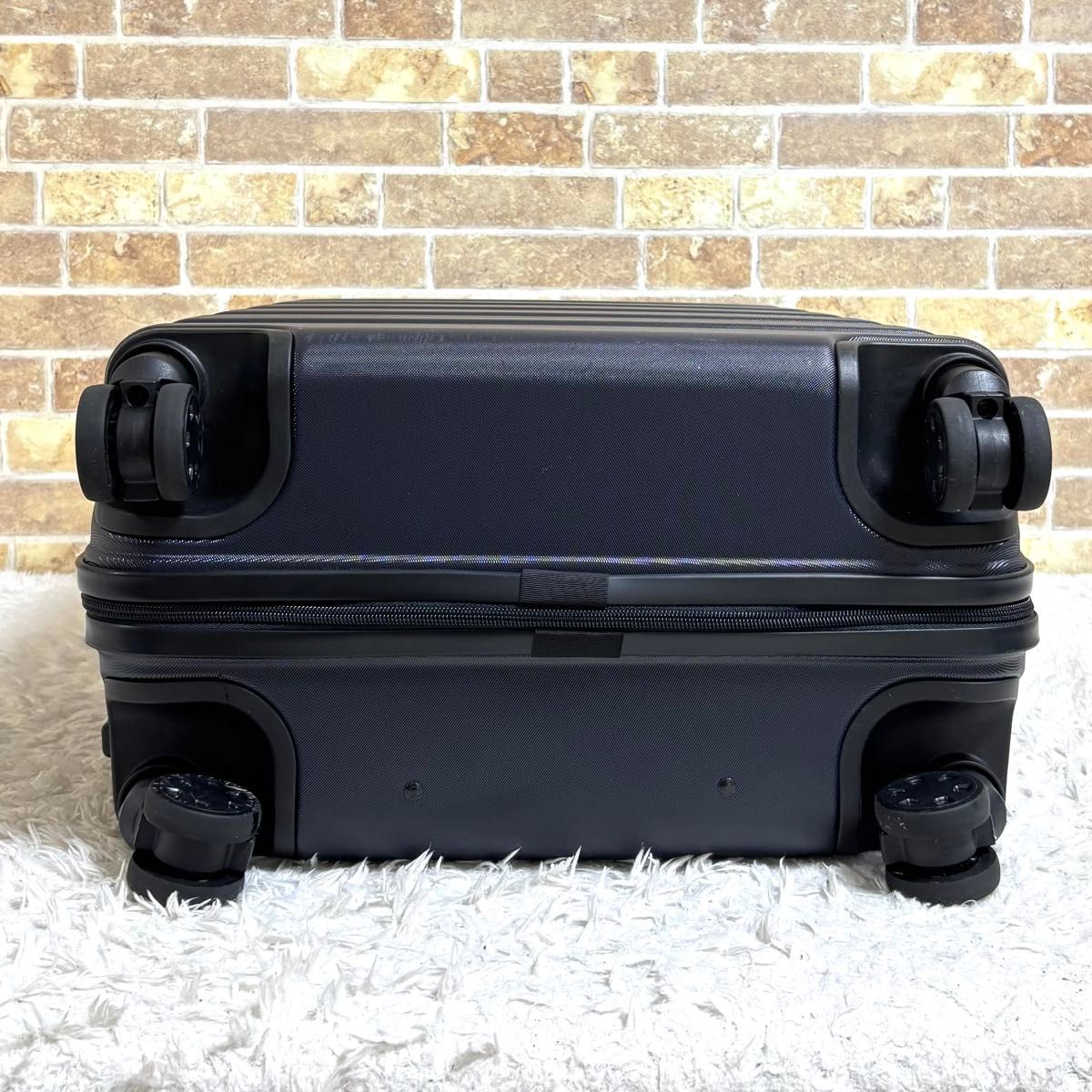 美品】 無印良品 キャリーケース スーツケース 62L 中型 廃盤品