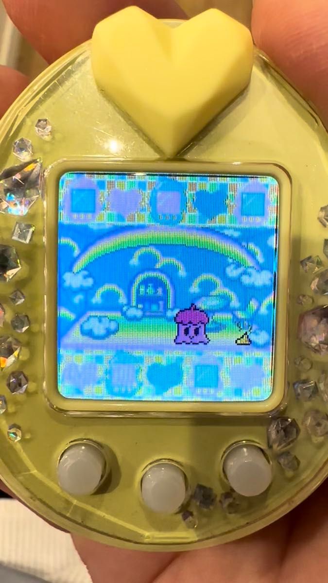 たまごっちぴーす サンリオピアス たまごっちピース イエロー たま