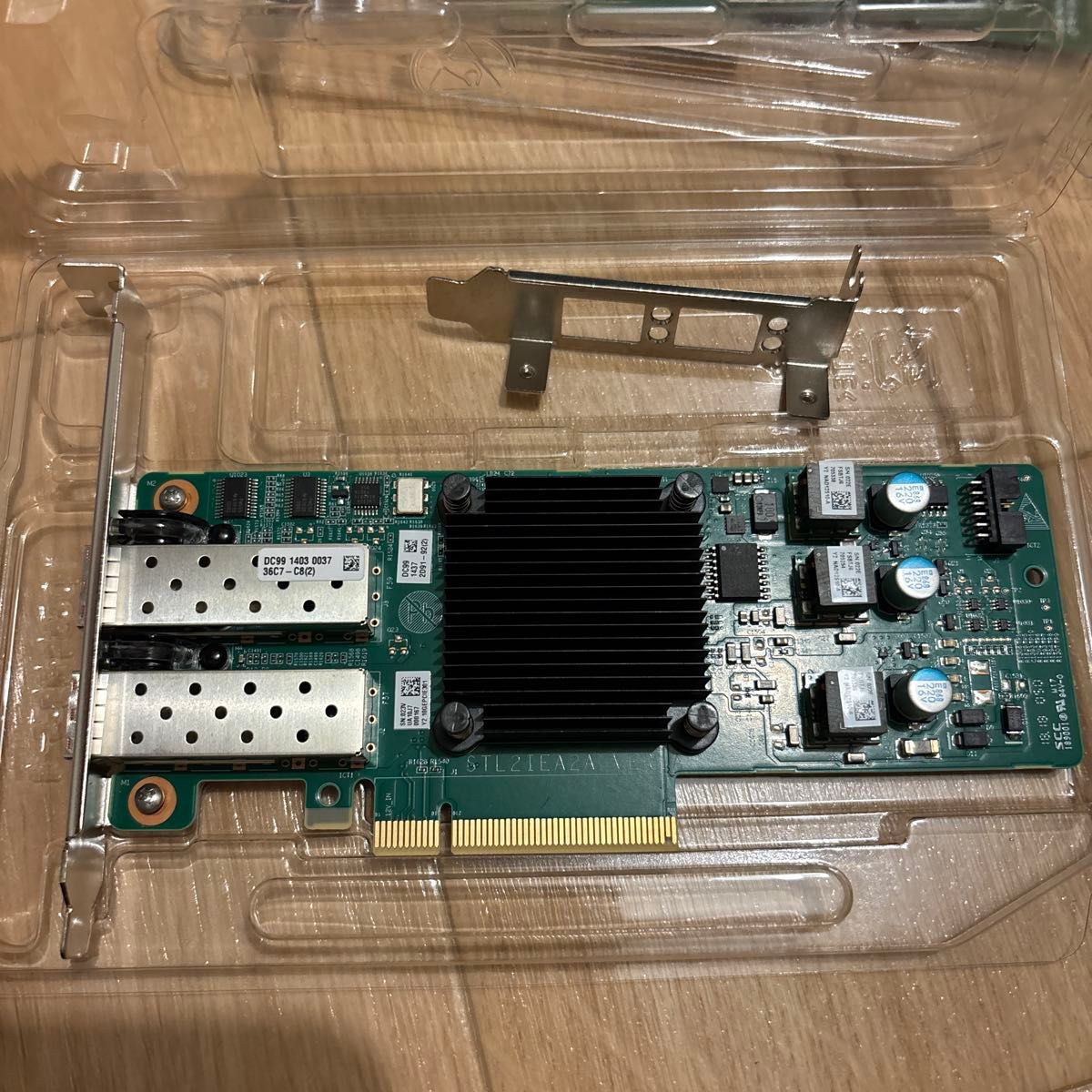 ConnectX-4 25GbE/10GbE +25G AOCケーブル 2セット ConnectX-4 25GbE