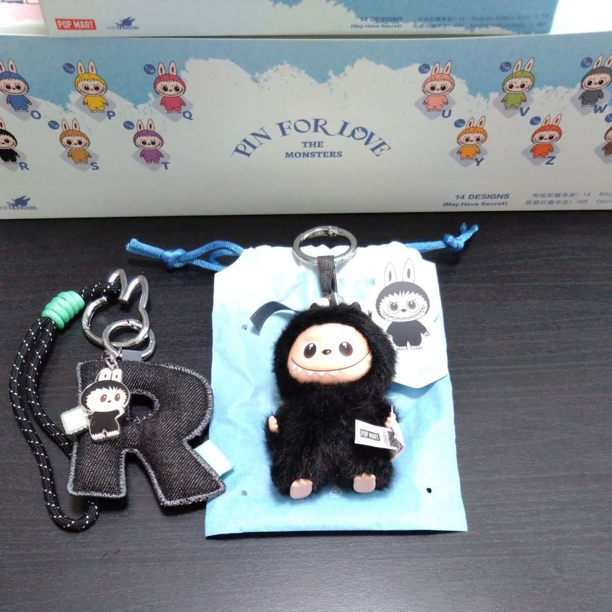 ラブブ イニシャル【R】チャームセット♡ LABUBU PIN FOR LOVE