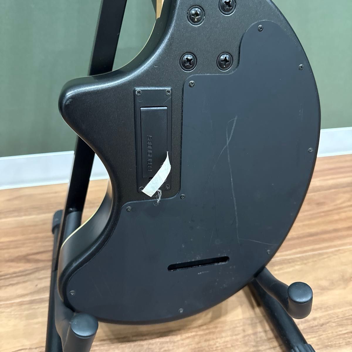 美品】ZO-3 芸達者 MB アンプ内蔵ミニギター ケース有り｜Yahoo!フリマ