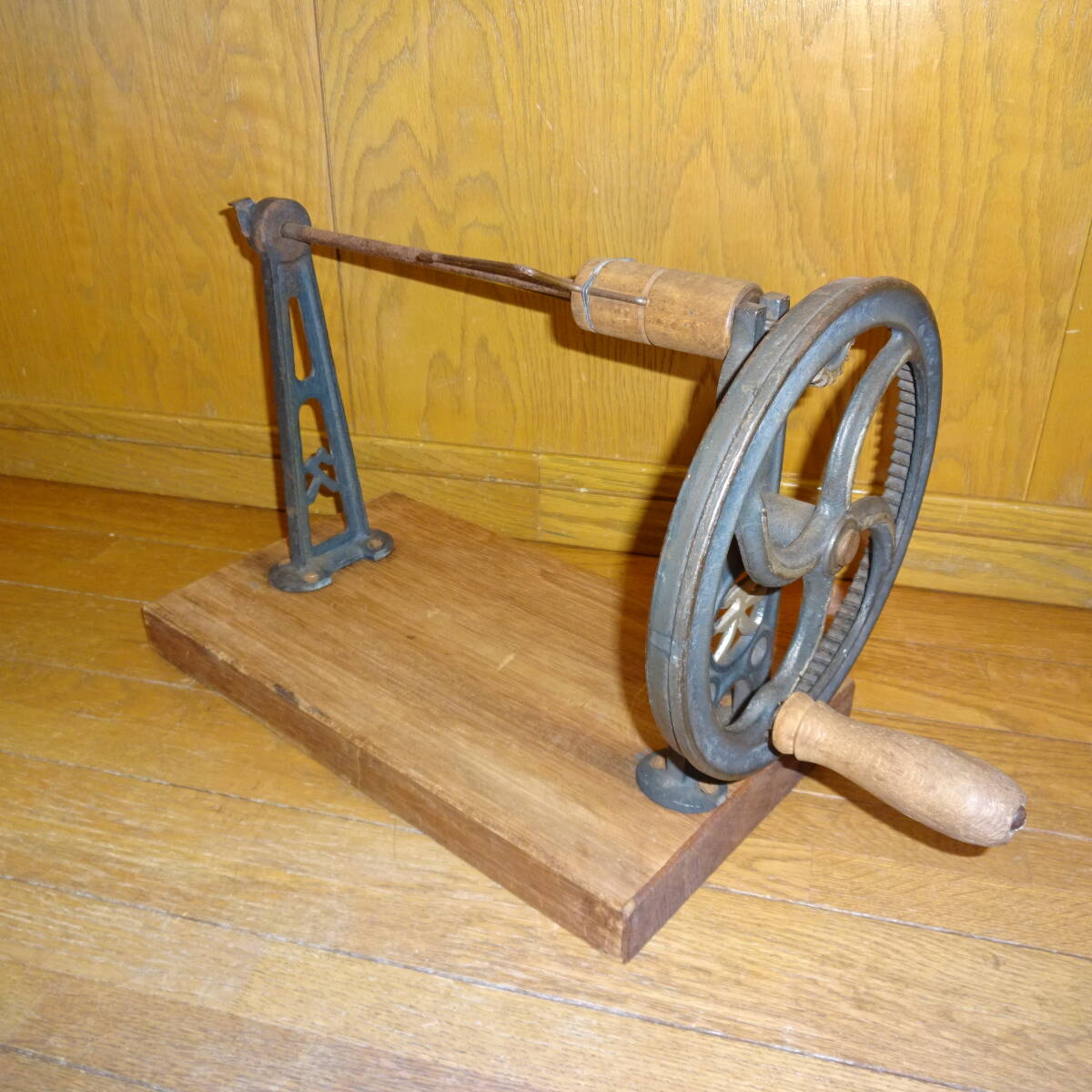 アンティーク糸巻き機 糸巻き機 糸車 手廻し糸巻き機 ディスプレー