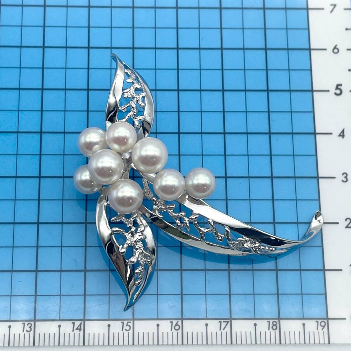 Akkochan様✨MIKIMOTO ブローチ パール リボンフォーマル SV Akkochan