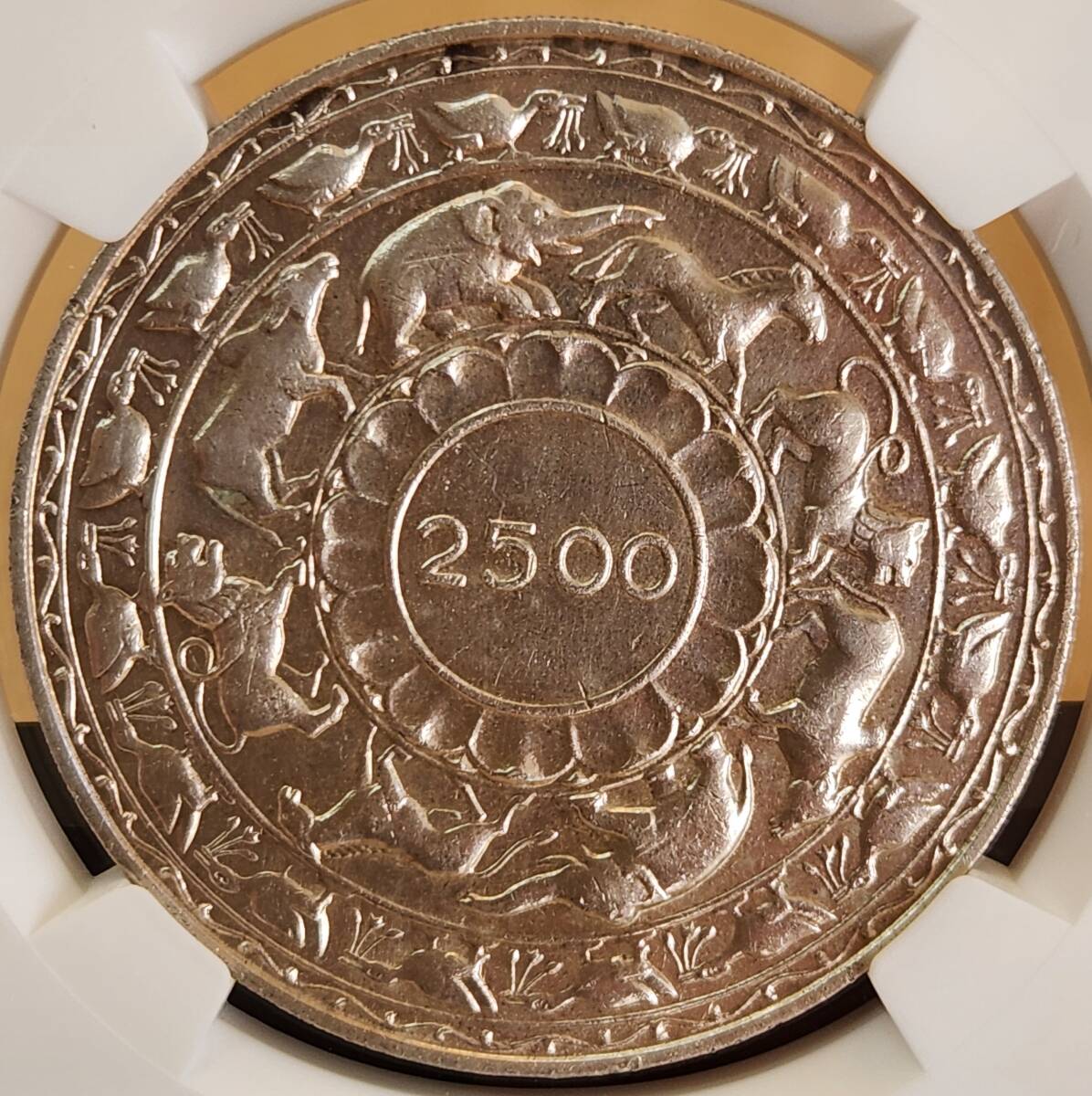 ショップ 前田正博 栗 蓋付き小物入れ 茶入れ 蓋物