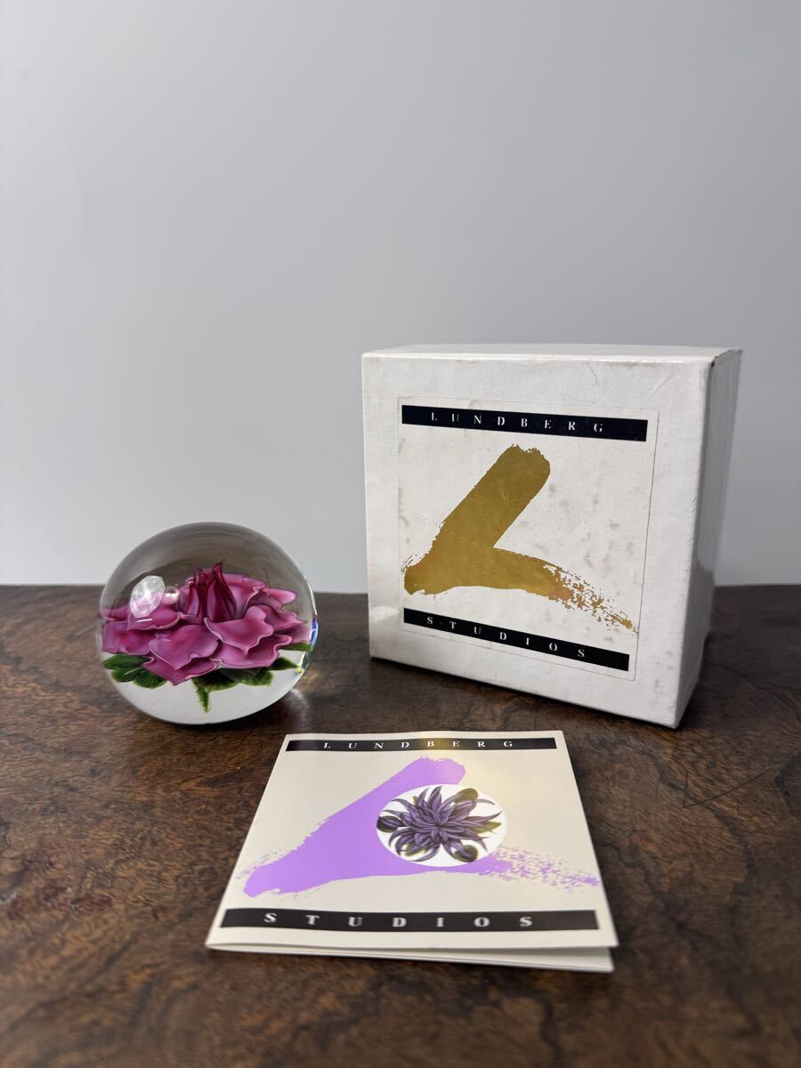 lundberg クリスタル ガラス ペーパーウェイト ランドバーグ