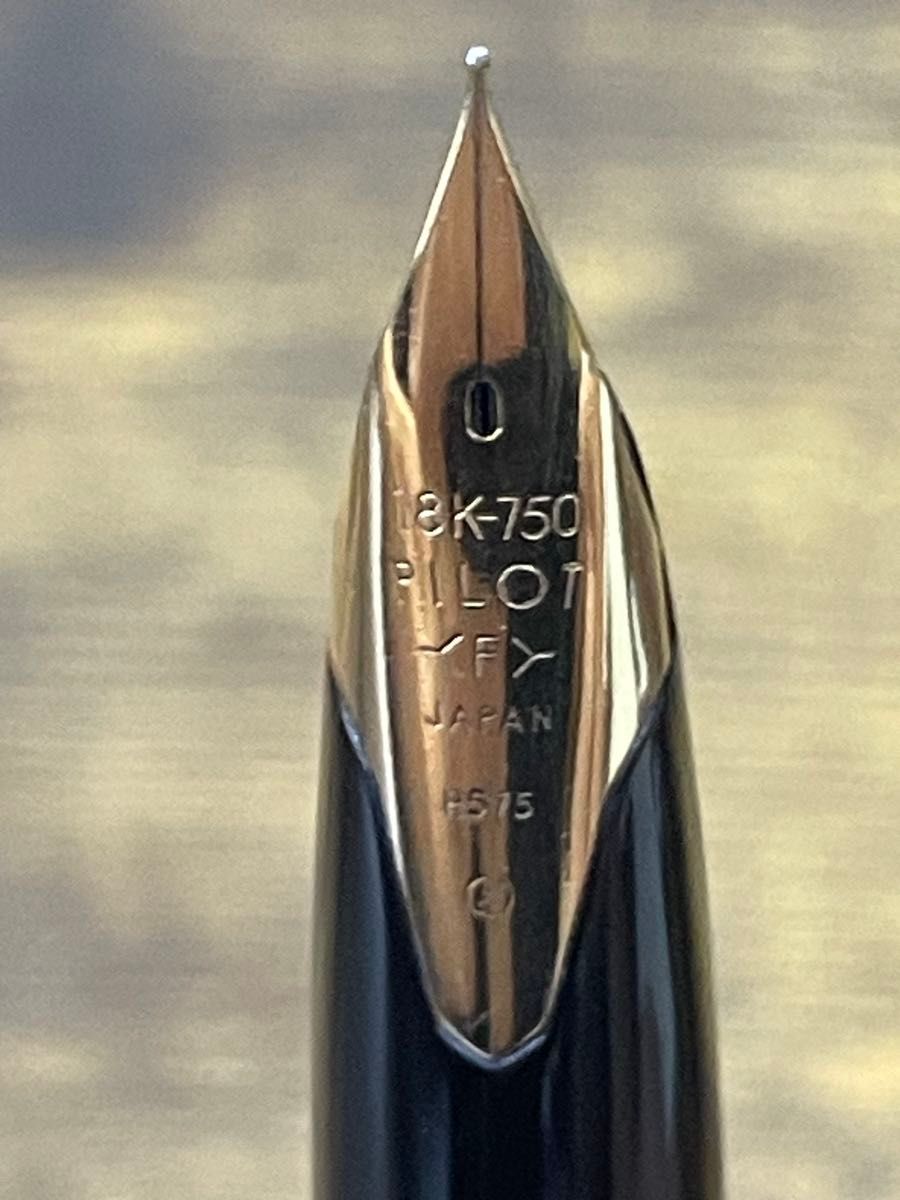 試筆のみ1975年製初代カスタム高級天然イタヤカエデ 大型18金 万年筆