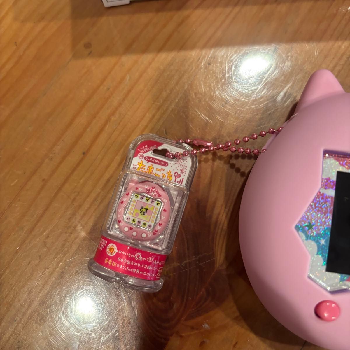 たまごっちパラダイス パープルスカイ ストラップ ケース 画面保護付き