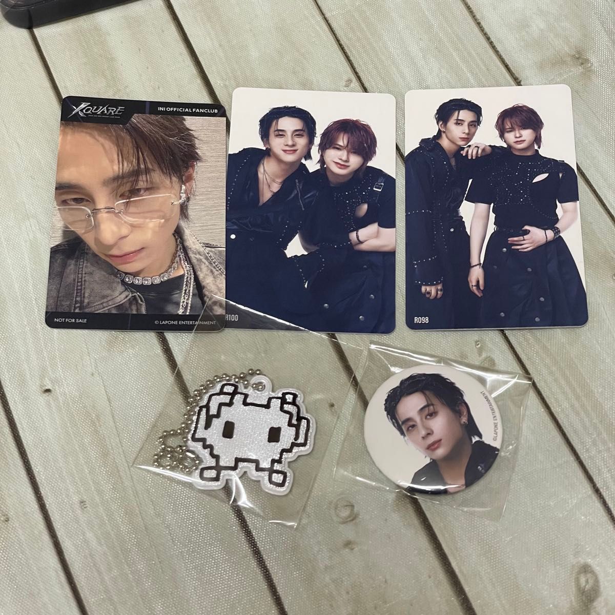 INI XQUARE MASTERPIECE 西洸人 イラストキーホルダー カプセルトイ