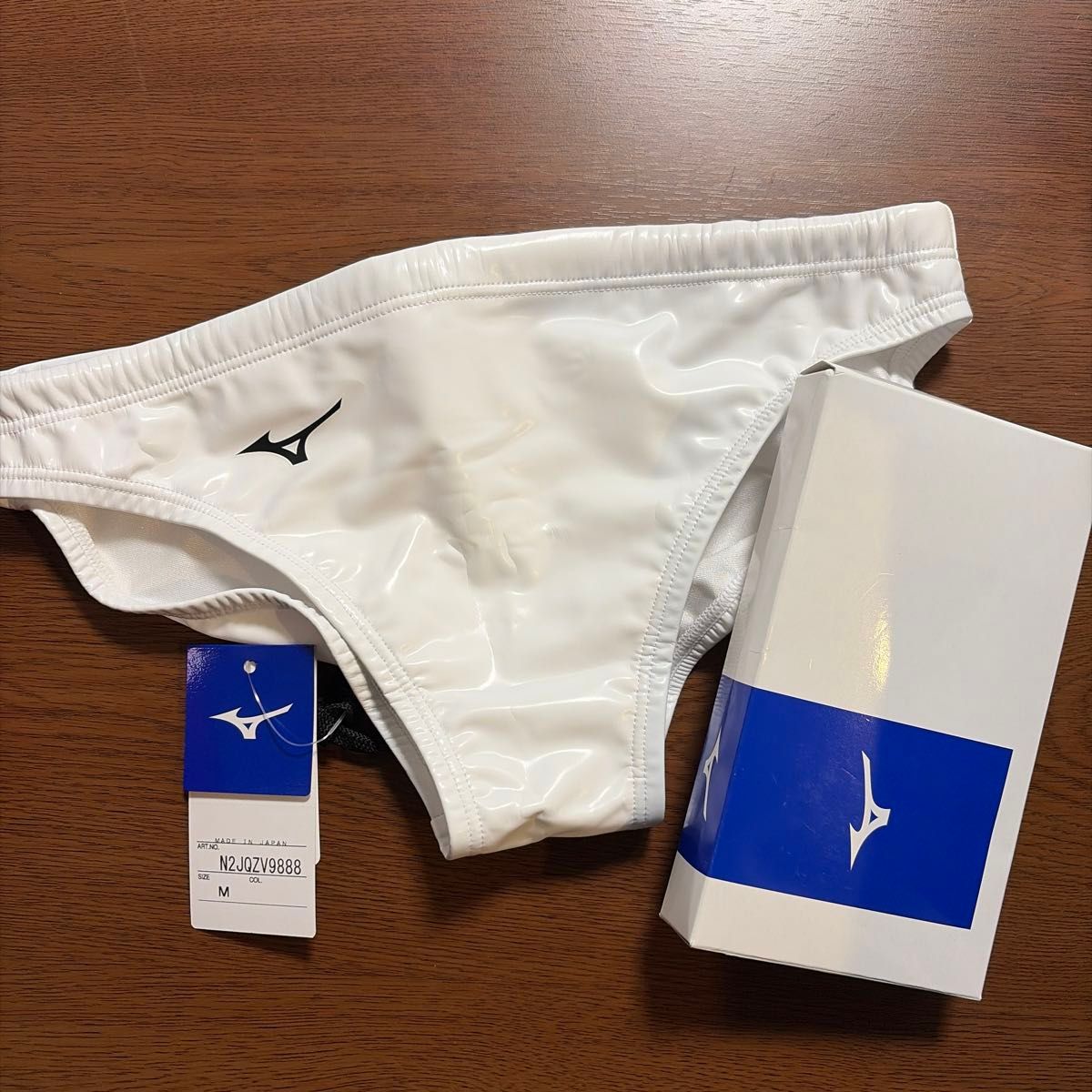 新品箱付き MIZUNO 競パン ポロパン 水球水着 Vパン ホワイト Mサイズ
