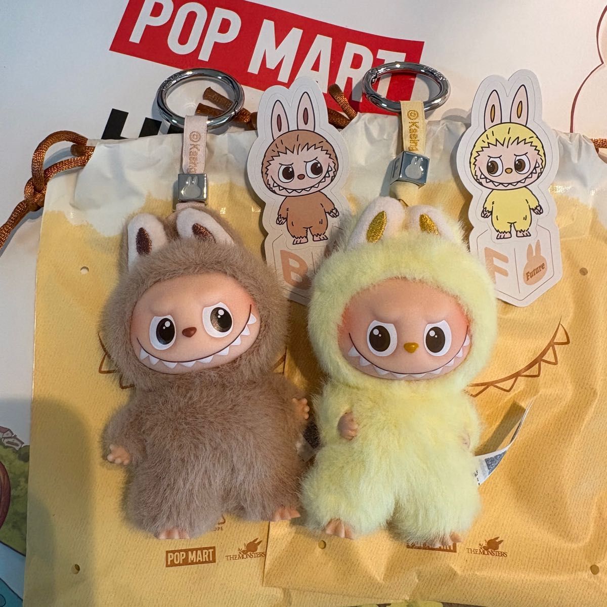 正規品】LABUBU THE MONSTER PIN FOR LOVE イニシャルラブブ ピン