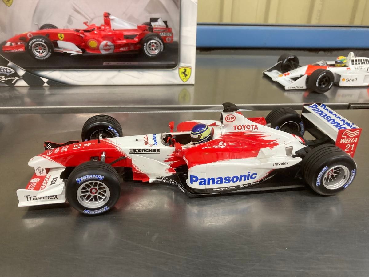 F1ミニカー3台セット 1/18 マクラーレン フェラーリ トヨタ