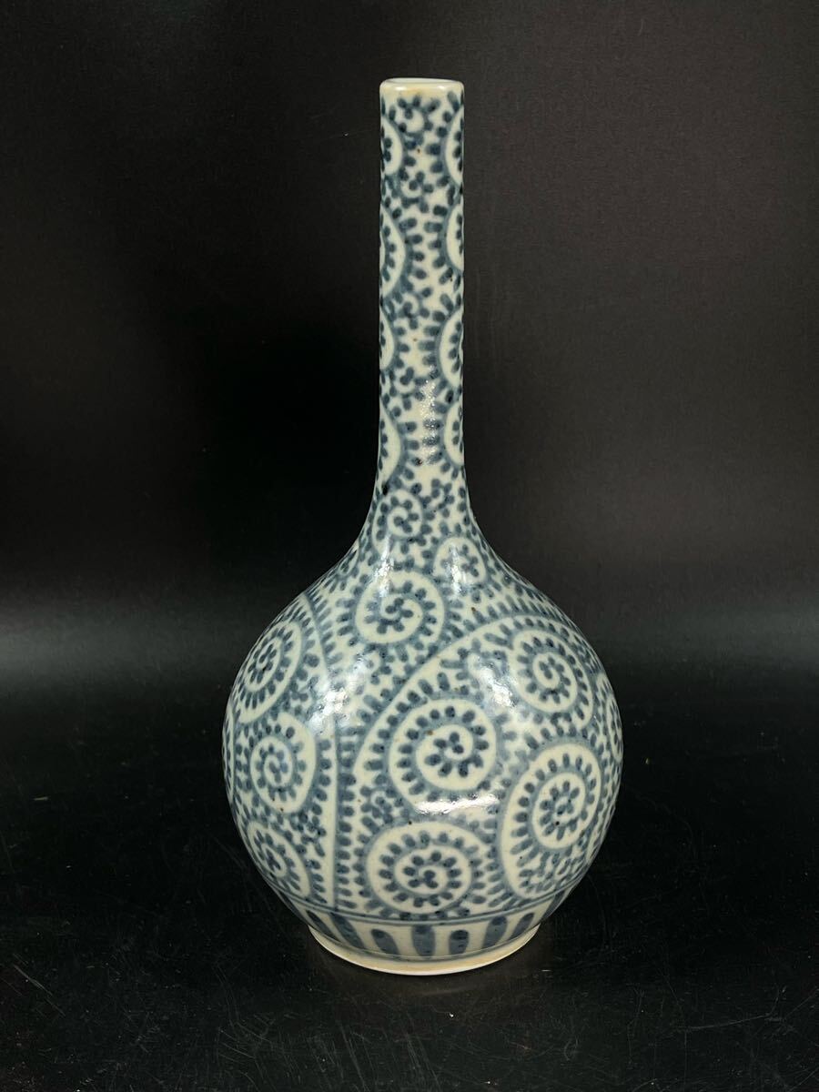 蛸唐草 花瓶 染付 細首 有田焼 一輪挿し【博圓】高18.3cm-公認