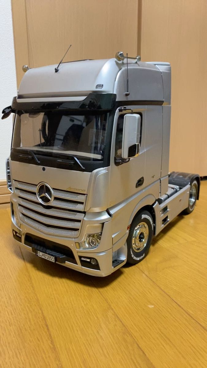 タミヤ1/14アクトロスフルセット タミヤ 1/14 電動RCビッグトラック