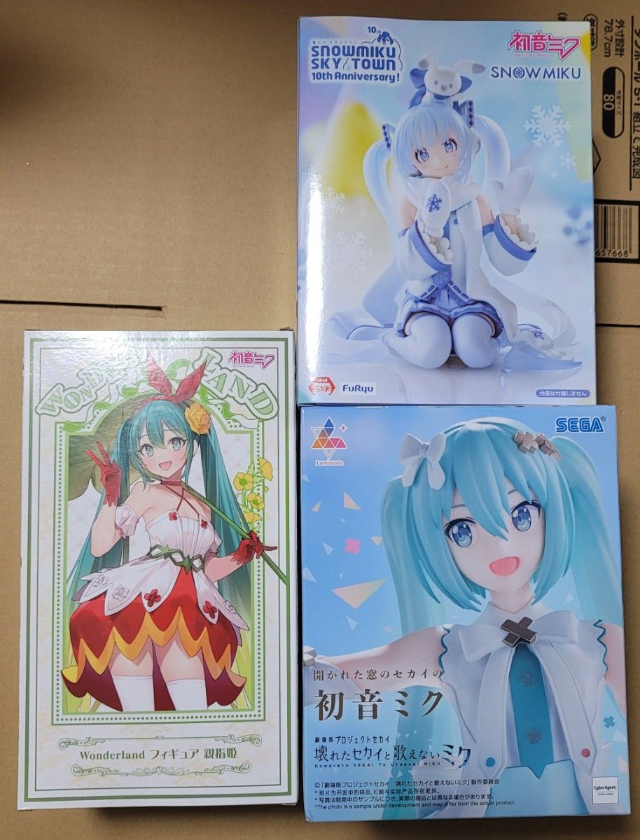 初音ミク フィギュア 雪ミク 親指姫 開かれた窓のセカイの初音ミク