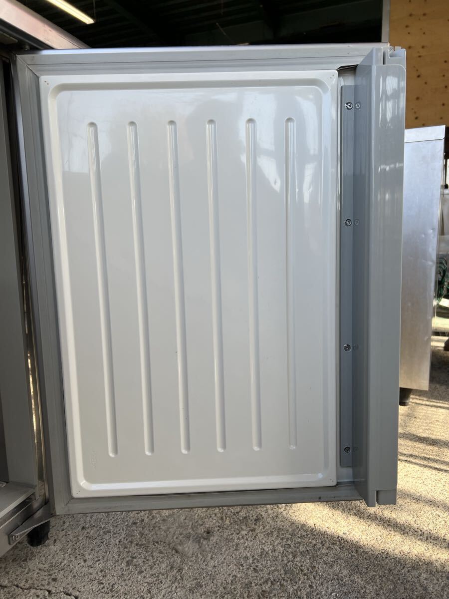 2017年Panasonicテーブル形冷蔵庫 1800x600x800