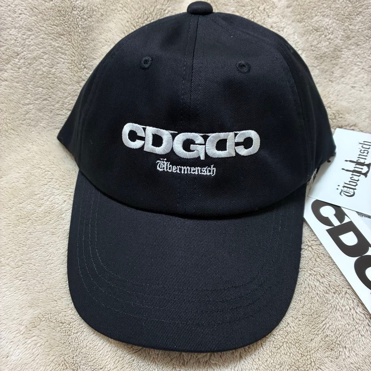 新品】CDG × G-DRAGON bermensch CLASSIC CAP ブラック
