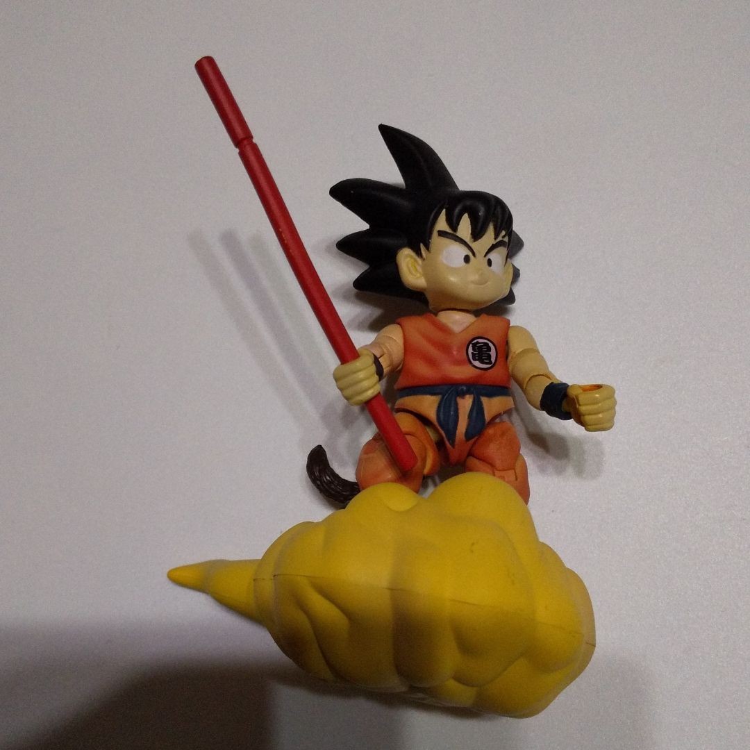 ドラゴンボールフィギュア 孫悟空 アシェット 筋斗雲 欧州限定 正規品