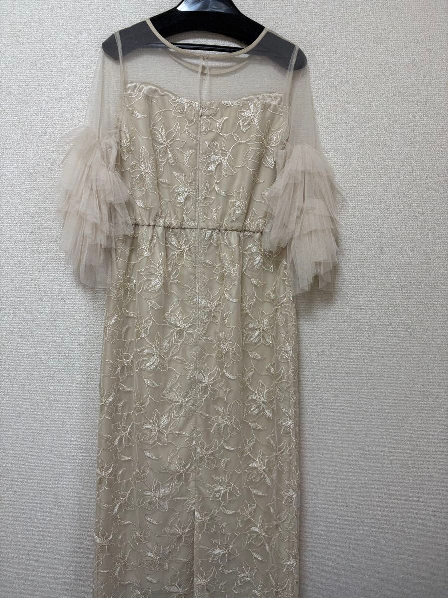 新品！LE'RURE Pearl motif embroidery dress Pearl motif embroidery