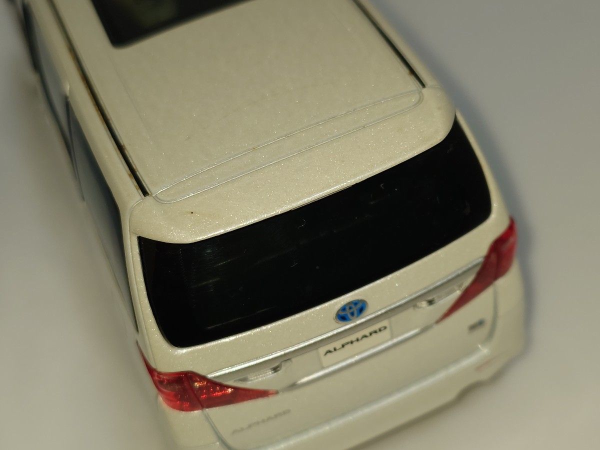 トヨタ 20アルファード カラーサンプル ミニカー ホワイトパール