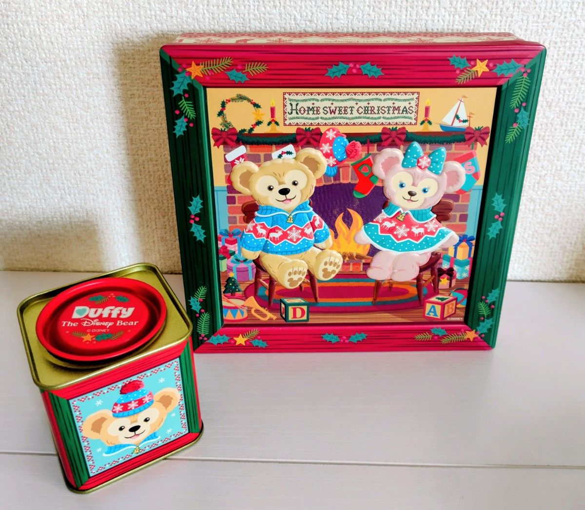 ダッフィー クリスマスまとめ売り 蓋付きマグカップ プレート お菓子缶