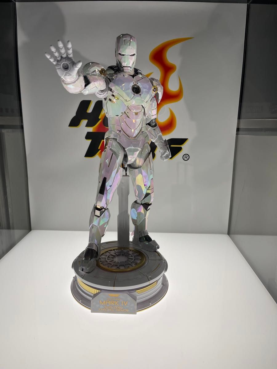 新品未開封】ホットトイズ アイアンマン・マーク4（ホワイトプリズム