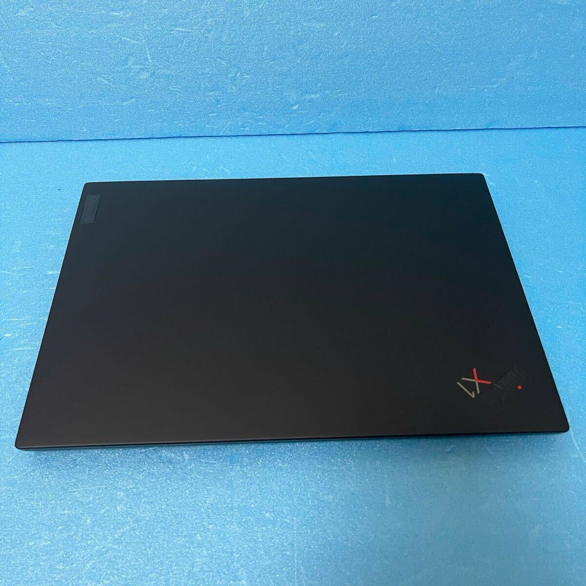ほぼ未使用】Core i7 / タッチパネル / ThinkPad X1 Carbon Gen 9