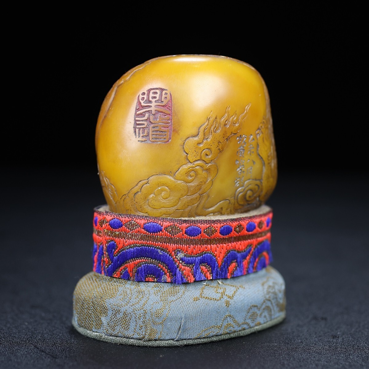 清 牧甫 老寿山石 田黄石彫り 瑞獣薄意擺件」極細工 擺件 古