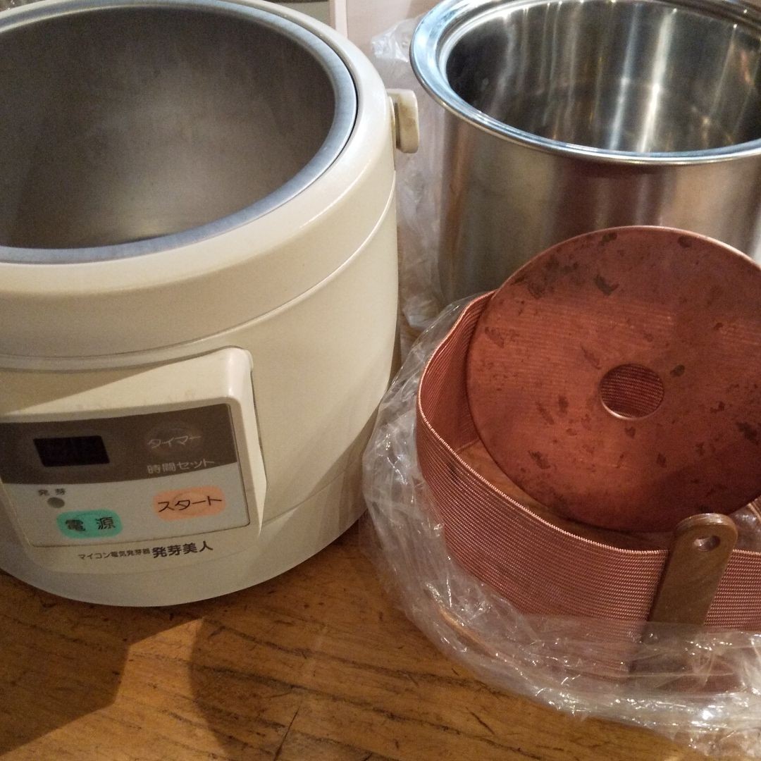 マイコン電気発芽器(蓋なし)発芽美人 HP70 グレー (株)竹越製作所