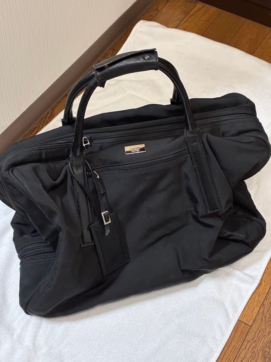 グッチ GUCCI 厚手ナイロンと本革ボストンバッグ 黒 トラベルカバン 一