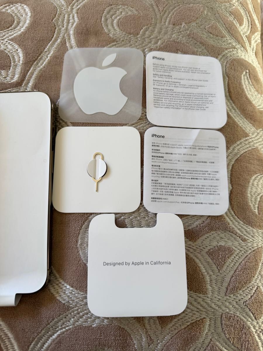 iPhone 14 Pro 512GB Gold 香港/マカオ版 無音カメラ 再出品による割引